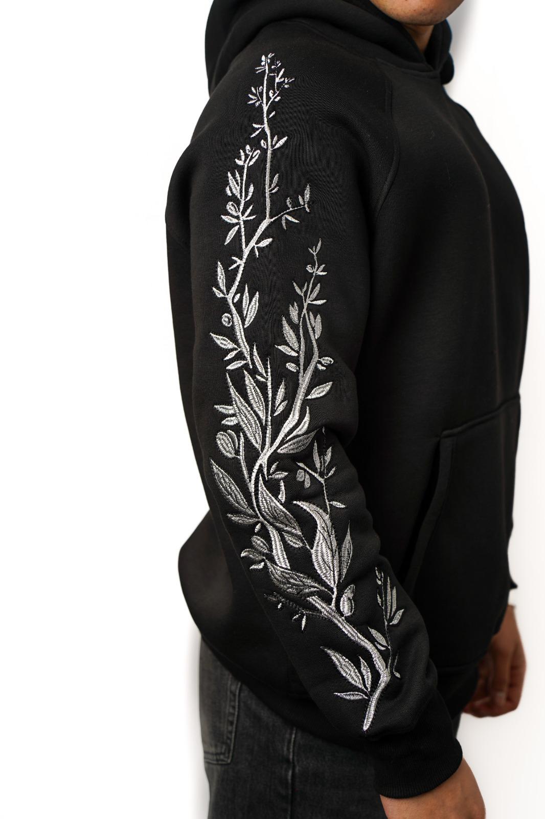 هودي غصن الزيتون المطرّز — أسود